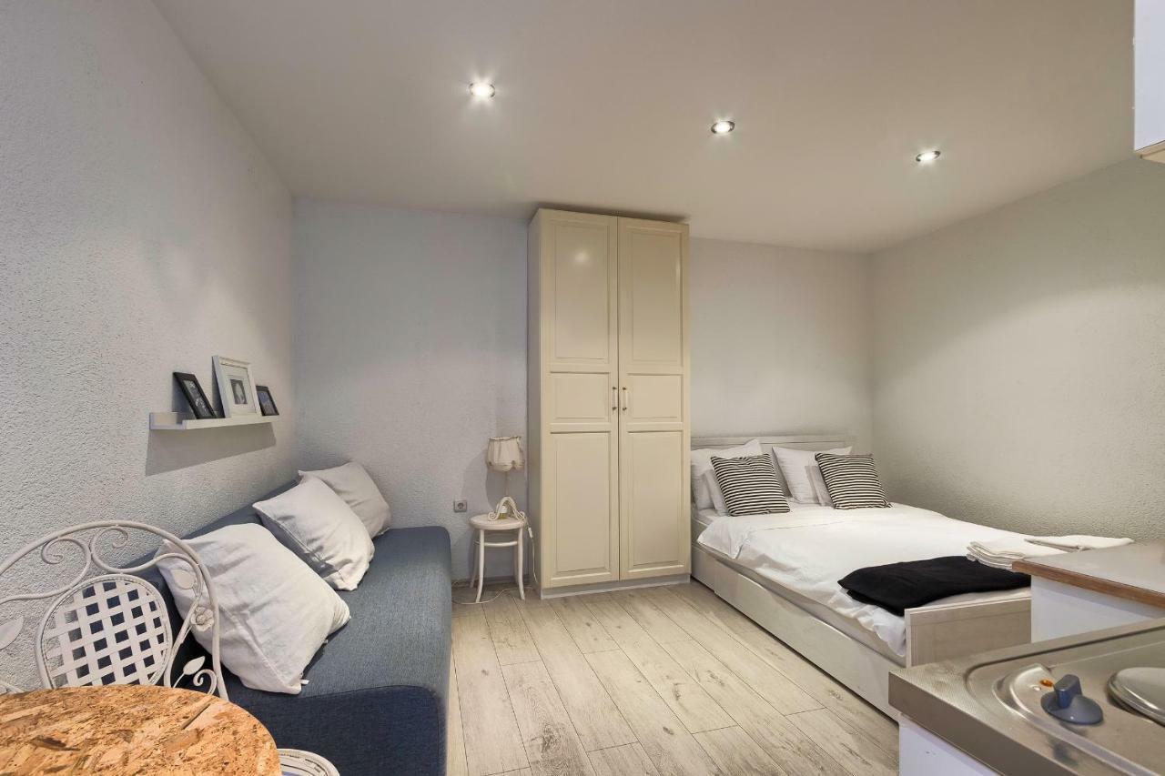 Apartman Davor *